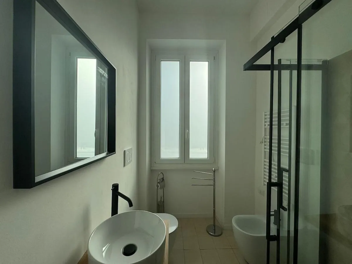 Apartment Stylish Stay In Rome'S Trendy Hub
