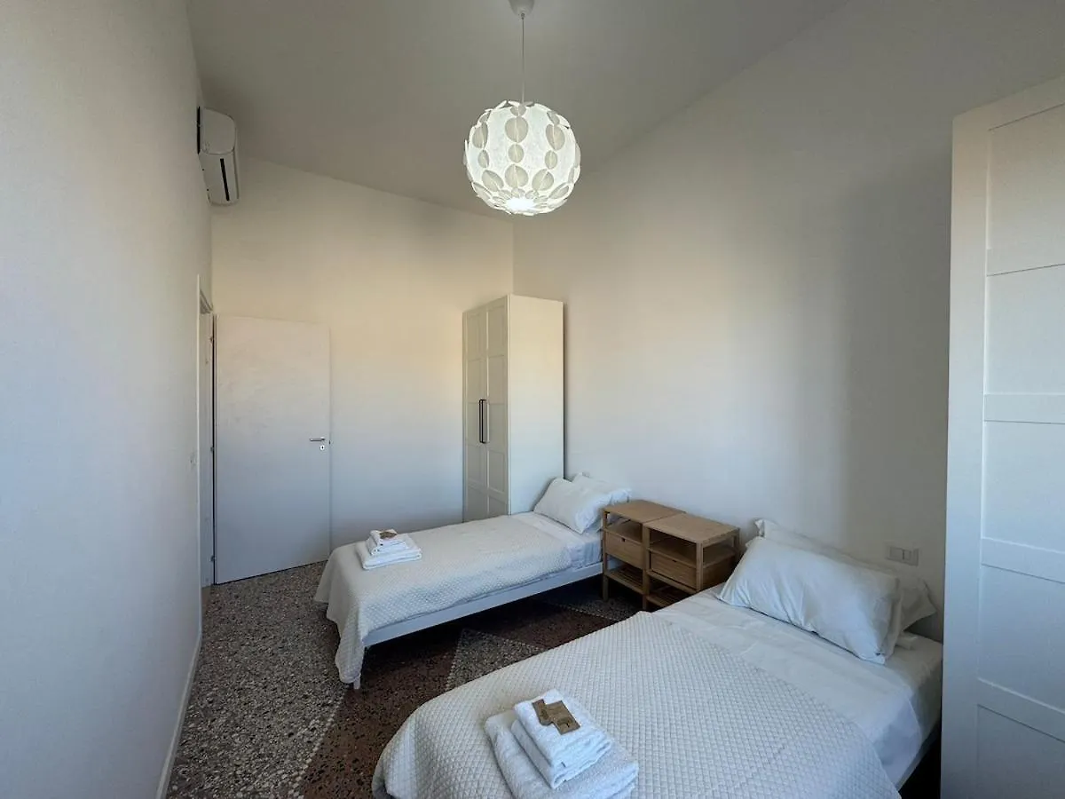 Stylish Stay In Rome'S Trendy Hub Rome